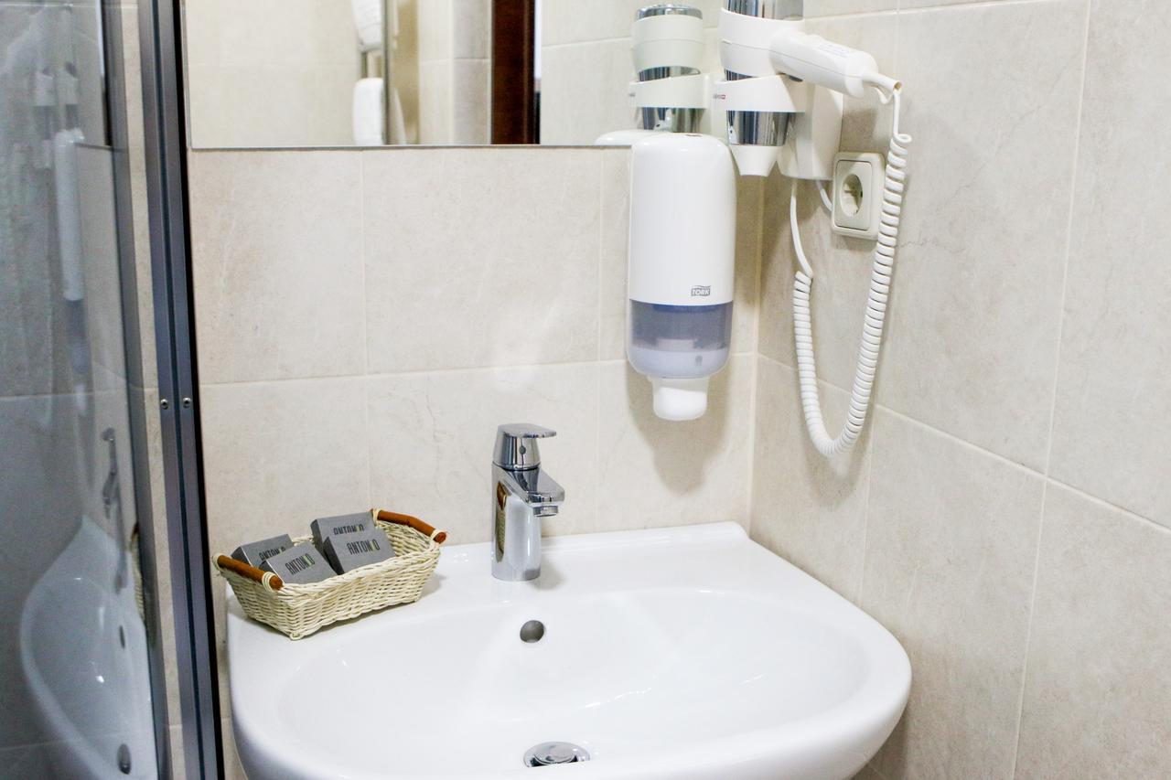 Hotel Antonio أوزهورود المظهر الخارجي الصورة